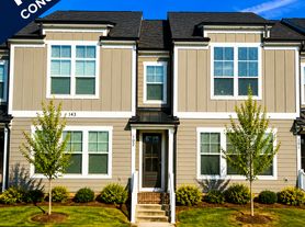 143 Carriage Club Dr