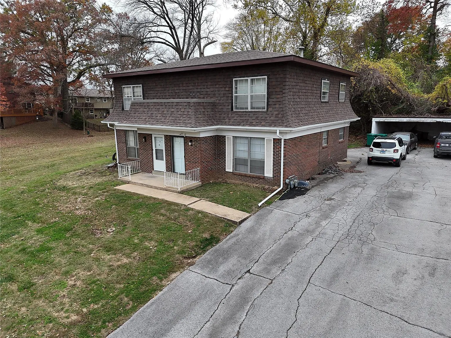 11 Nottingham Ln photo 1