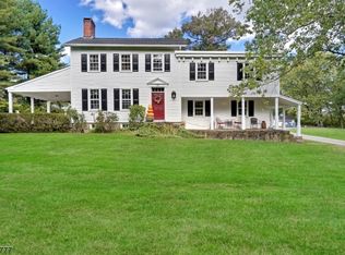 75 Woodschurch Rd, Flemington, NJ 08822