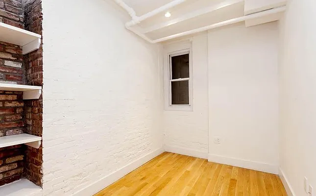 Rented by Compass | media 9