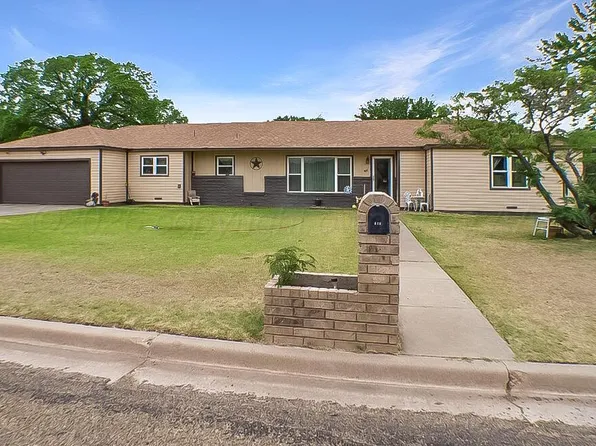 410 W 9th St, Friona, TX 79035