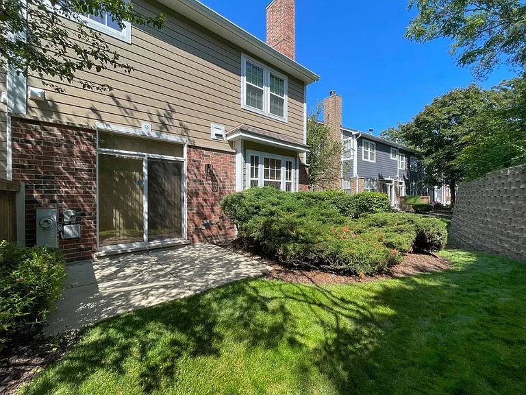 76 Tanglewood Dr — Photo 22