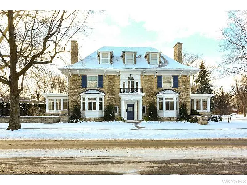 371 Depew Ave photo 1
