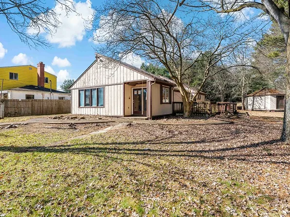 519 Shelby Ln, Pittsburgh, PA 15238