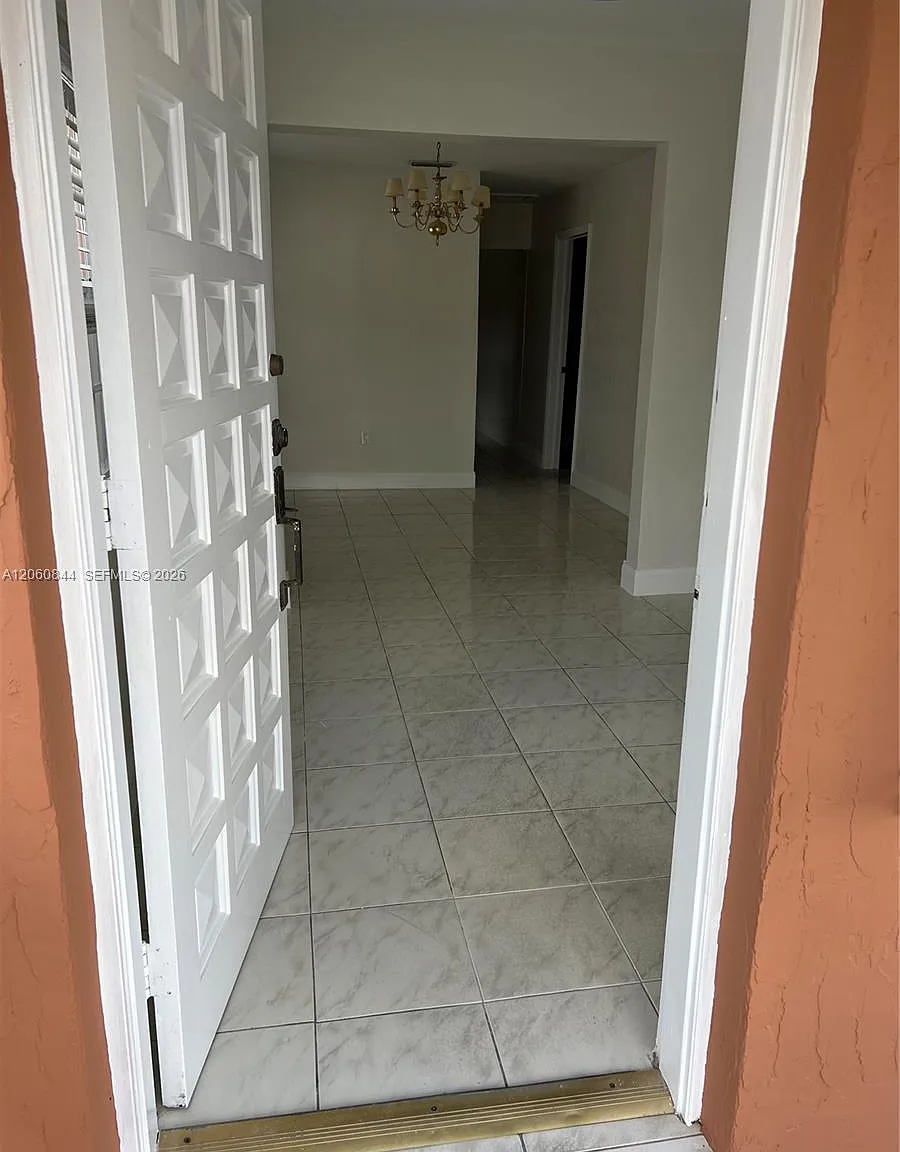 3 bed, 1486 sqft, $3,500 — Photo 4