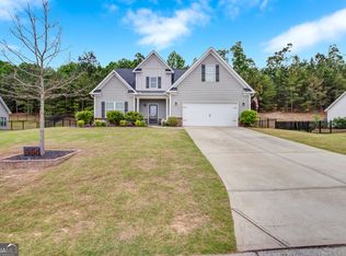554 Huntington Ln, Cornelia, GA 30531