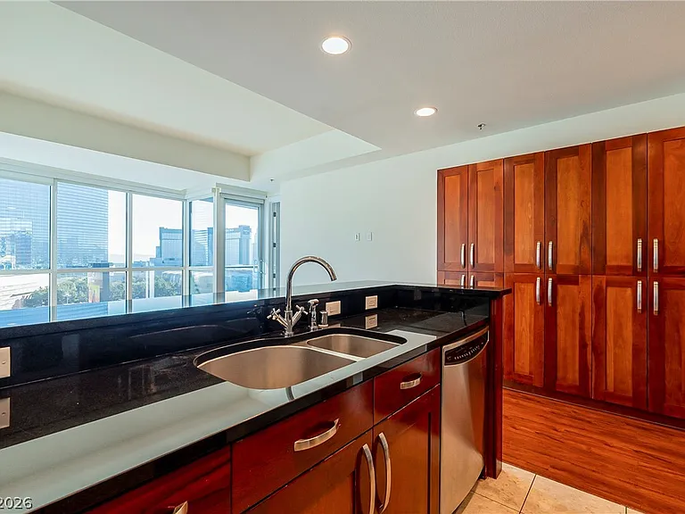 4525 Dean Martin Dr #1405 — Photo 6