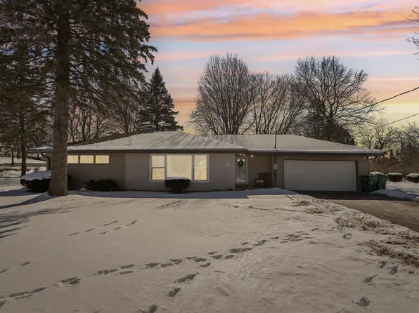 N104W15637 Donges Bay ROAD, Germantown, WI 53022