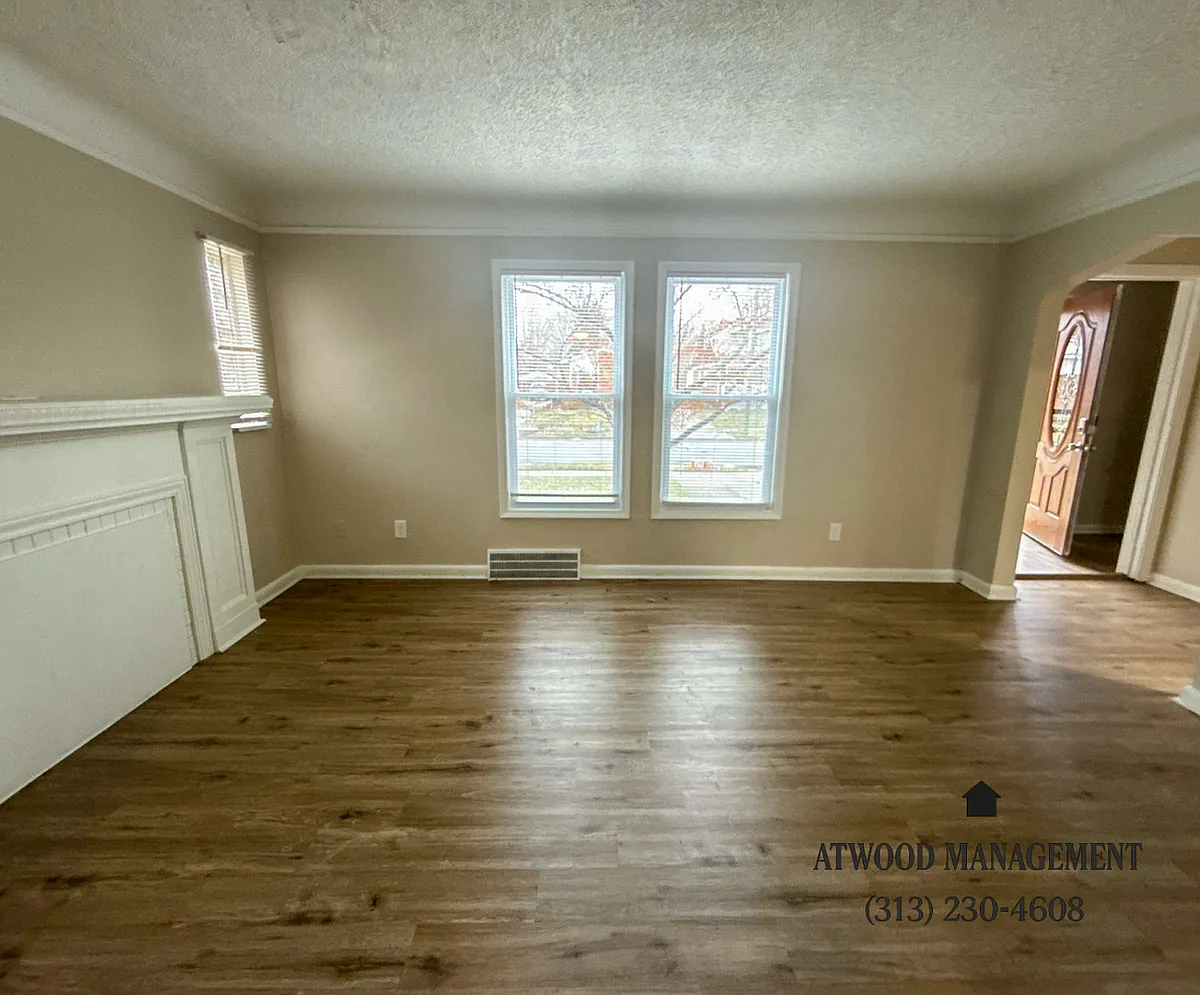 Building Photo - 13400 Longview St