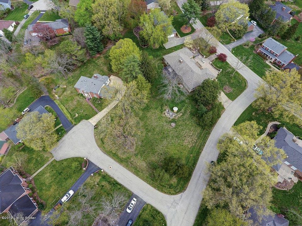 1st image of 7601 Laurel Hill Pl
