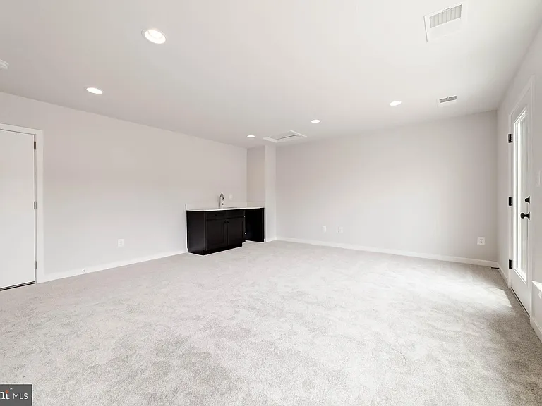 6227 Almerico Pl — Photo 64