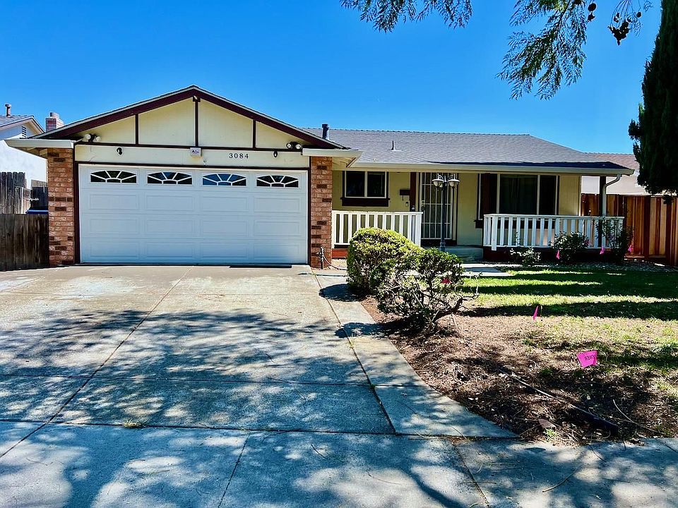 1st image of 3084 Baronscourt Way