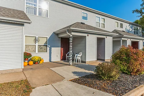 Songbird Apartments Photo 1