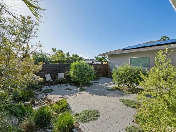 1666 Swallow Dr, Sunnyvale, CA 94087