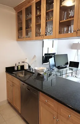 Rented by Newell and Assoc. | media 6