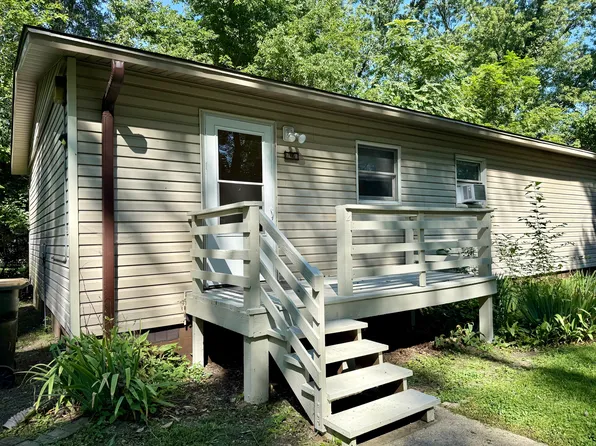 711 W Bergera Rd APT 2, Braidwood, IL 60408