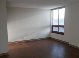 5800 E Lake Dr APT 616, Lisle, IL 60532