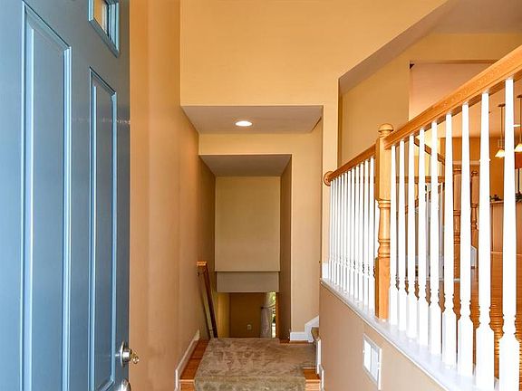 5th image of 16733 Shackleford Way