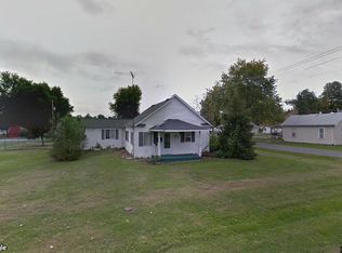 500 E Pine St, Gillespie, IL 62033
