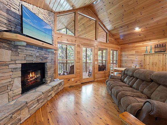 6th image of this home