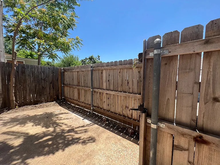 1902 Three Stars Rd — Photo 29