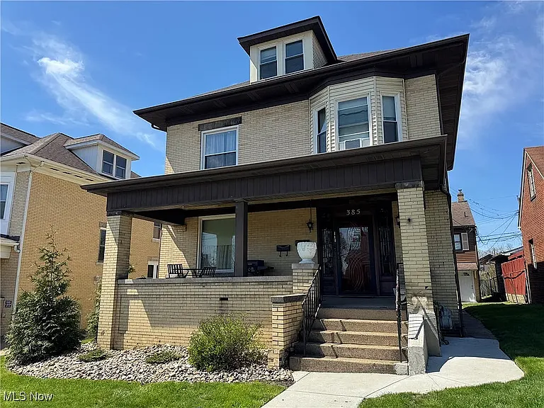 385 Lawson Ave #2 — Photo 1