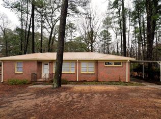 113 Lake Dr NE, Birmingham, AL 35215