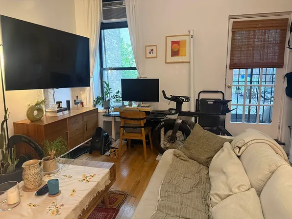 62 W 71st St APT 3C, New York, NY 10023