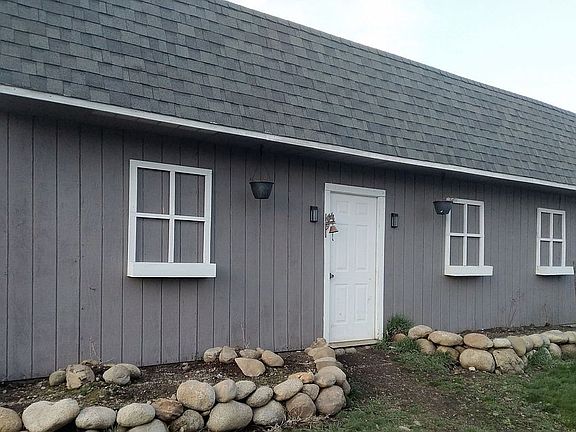 15x32 shop w/ 8' door
