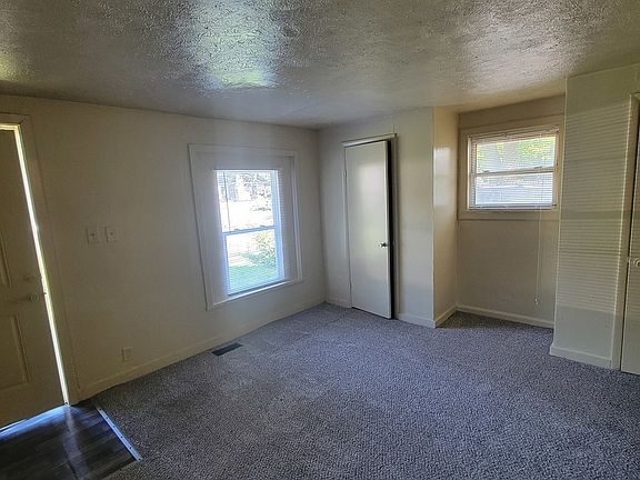 5th image of 1161 N Livingston Ave