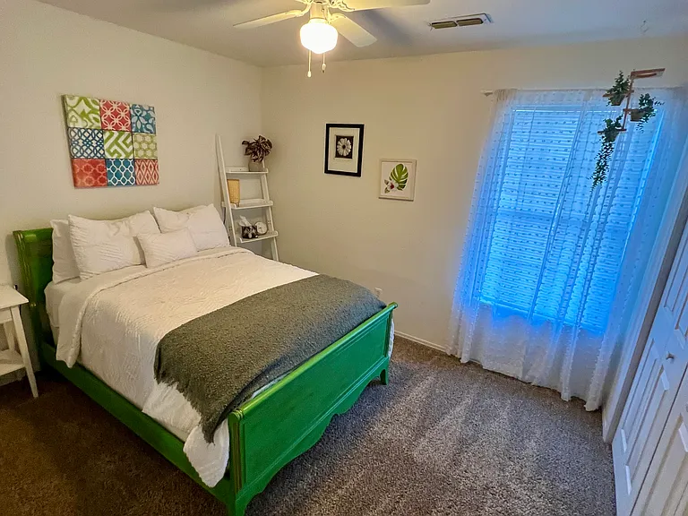 462 E Mimosa Ln — Photo 9