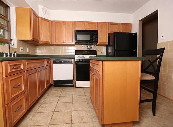 4th image of 1580 Saint Loretto Dr