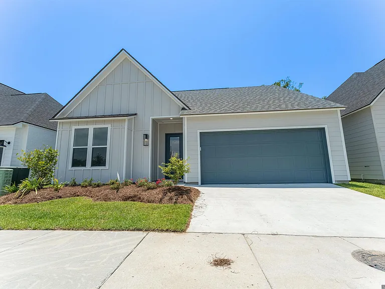 7234 Rolling Fork Dr — Photo 1