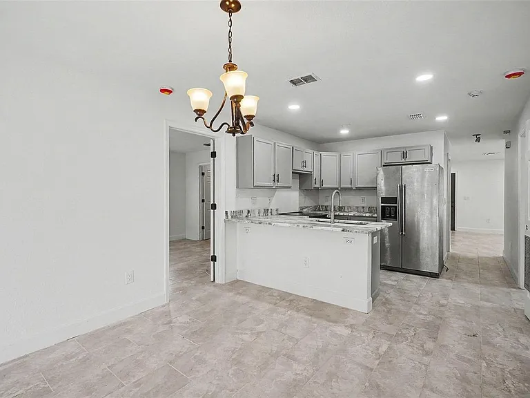 1128 Neville Ave — Photo 7