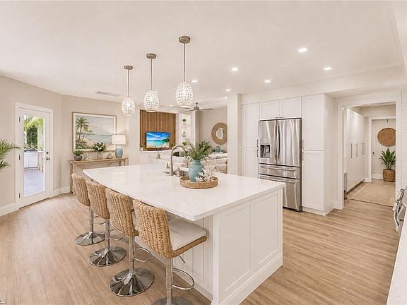 5th image of 3653 Saybrook PL