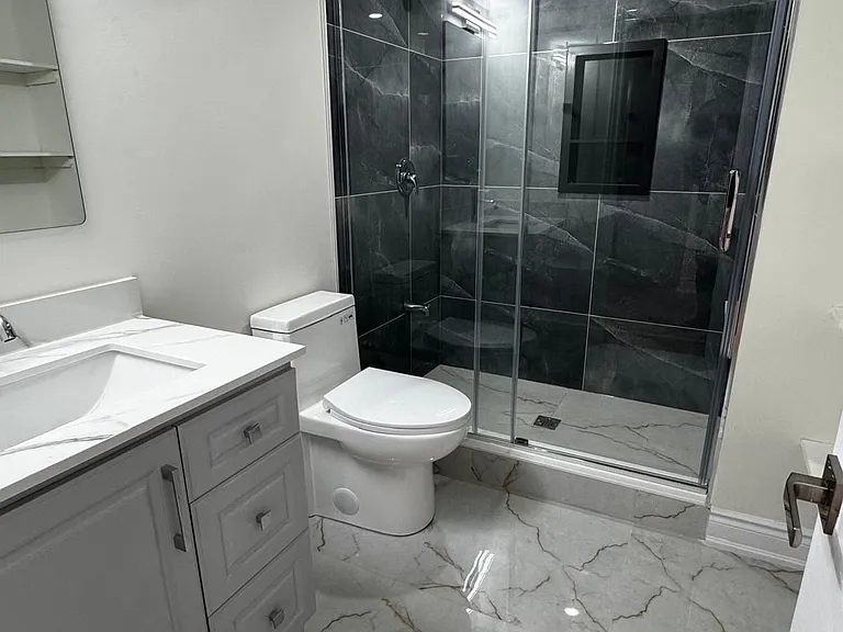 204 Ronald Guscott St — Photo 9