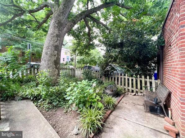 1609 N Colonial Ter, Arlington, VA 22209