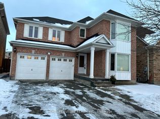 4 Muskox Dr, Toronto, ON M1B 6E9