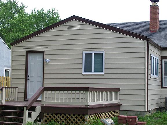 3rd image of 2535 Grasmere Ave