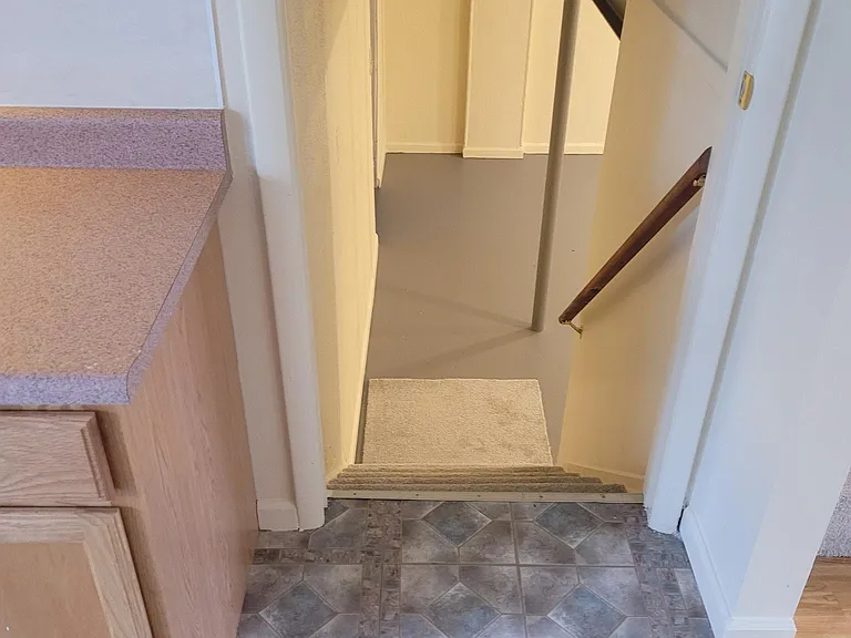2564 Bethesda Ave — Photo 19