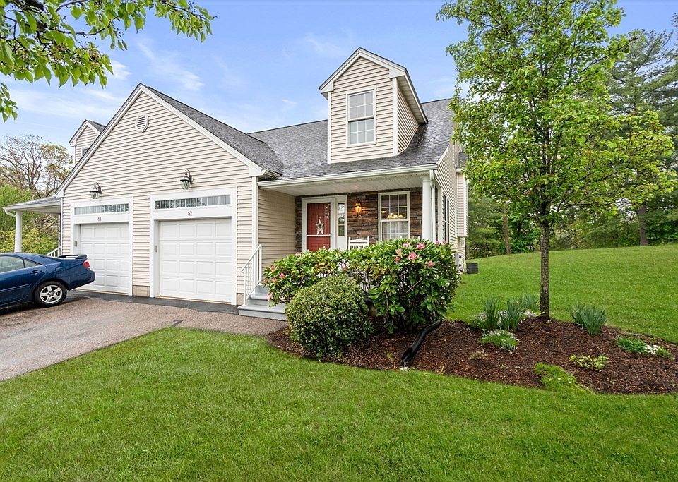 1st image of 82 Fox Run Rd Unit 82