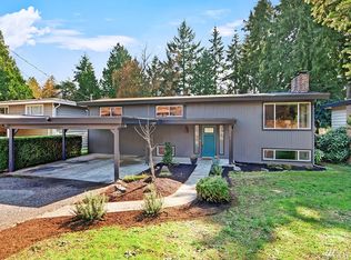 247 SW 115th St, Seattle, WA 98146