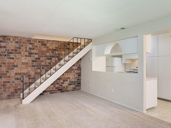 5th image of 6240 Longford Dr APT 2