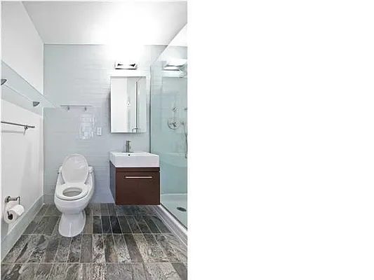 Rented by Evans Real Estate | media 32