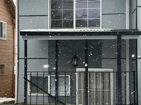 3429 15th Ave S, Seattle, WA 98144