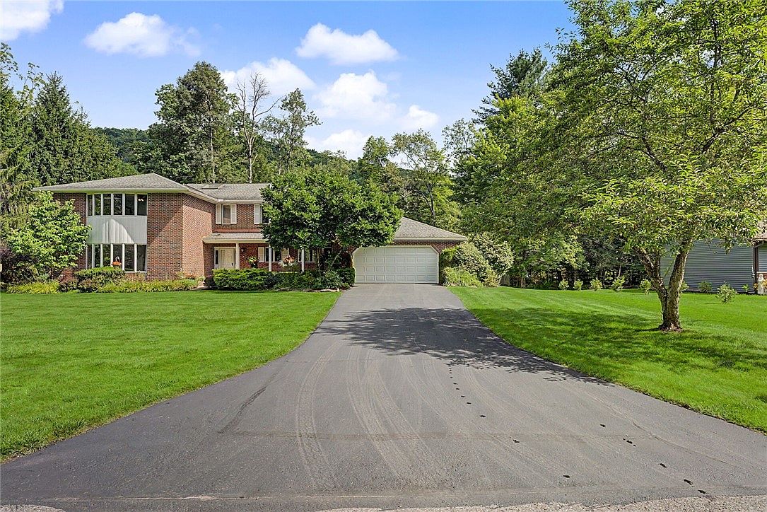8 Van Tassel Way, Bradford, PA 16701 | MLS #R1710548 | Zillow
