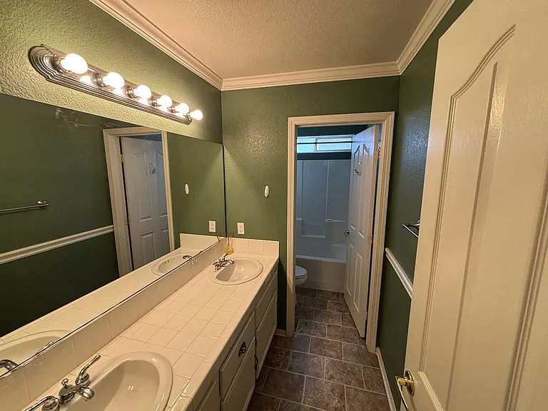 40508 Fieldcrest Ln — Photo 13