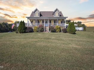 19663 Park Ridge Dr, Abingdon, VA 24211