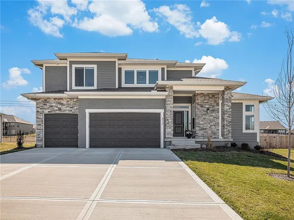 6713 NW 105th St, Kansas City, MO 64154