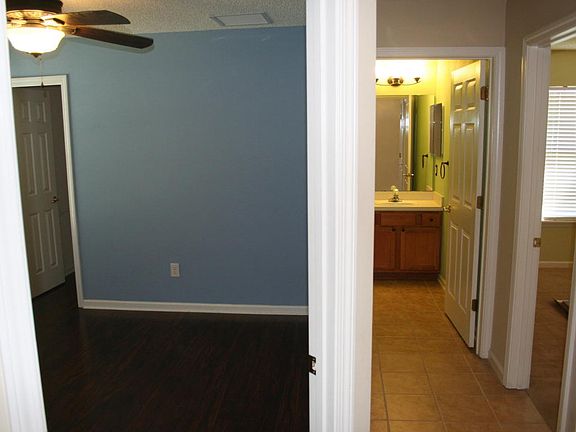 3rd image of 12732 Black Angus Dr
